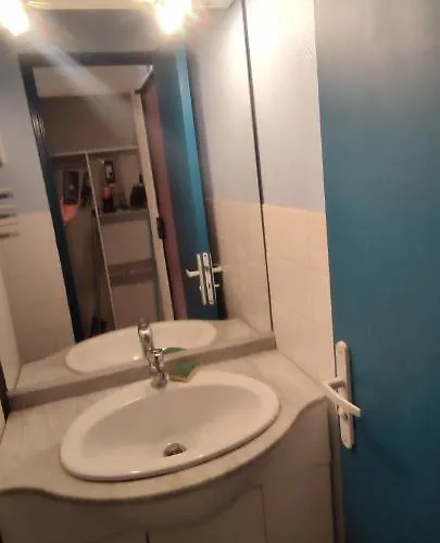 Et Parking Prive Bord De Mers Apartment Agde